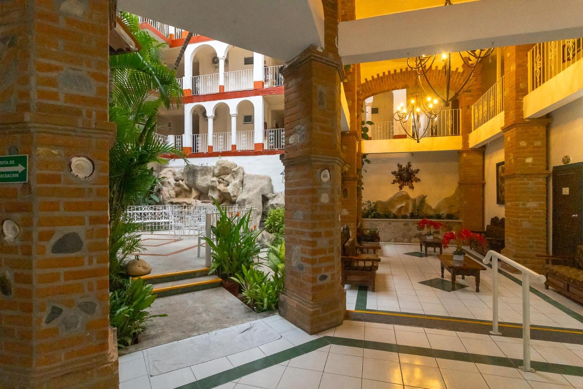 Hotel Encino Malecon Centro Puerto Vallarta Exterior foto