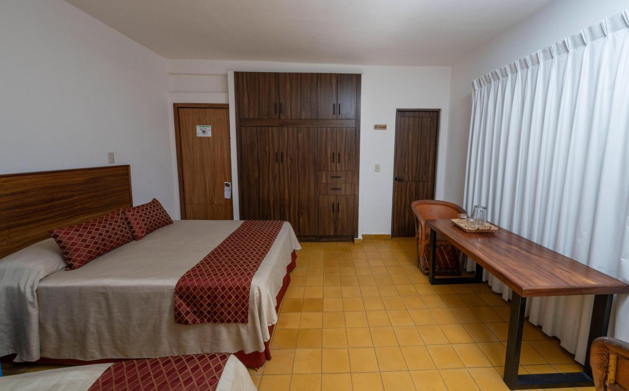 Hotel Encino Malecon Centro Puerto Vallarta Zimmer foto
